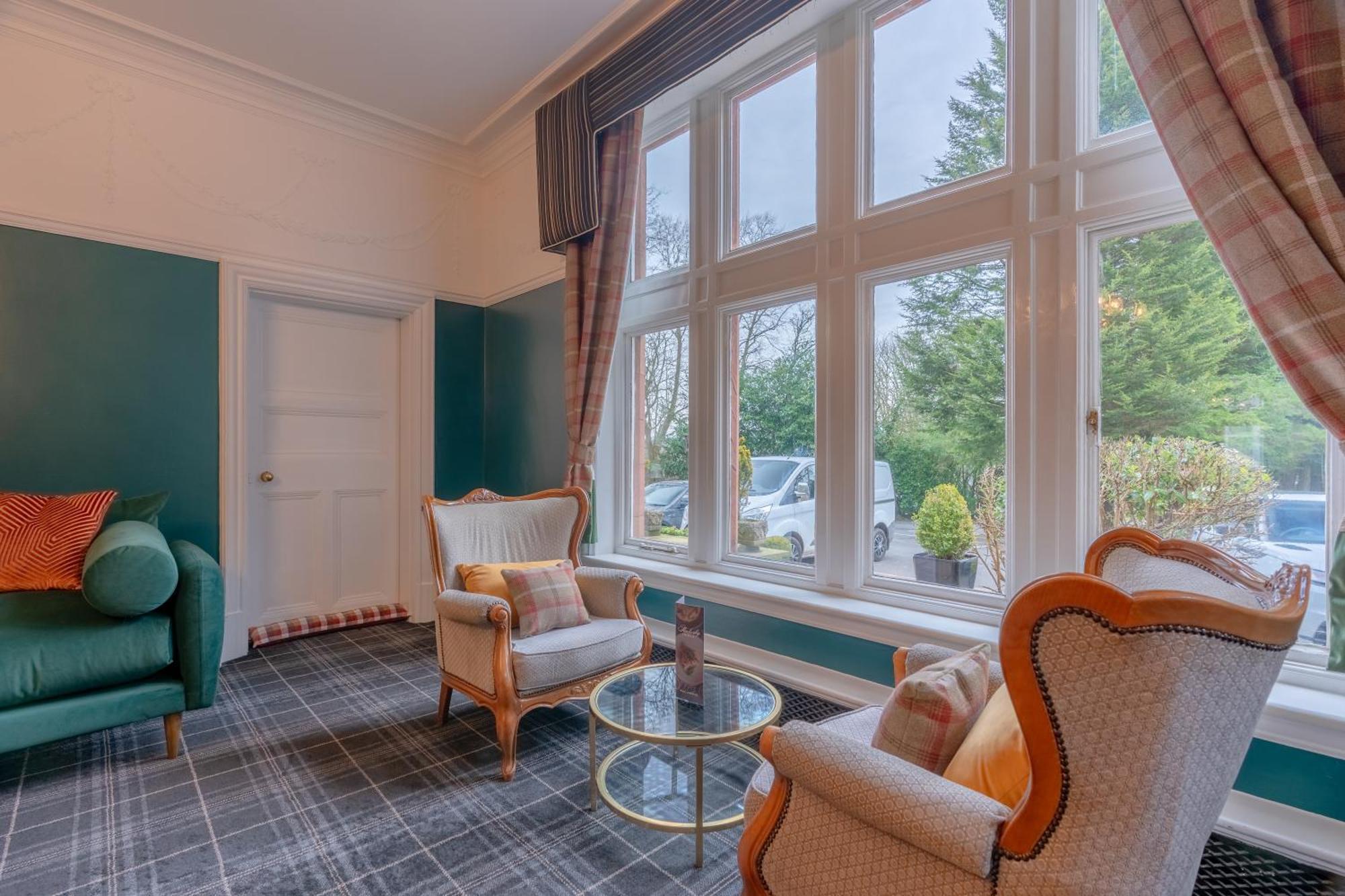 Hotel Springbank Manor Darwen Exterior foto